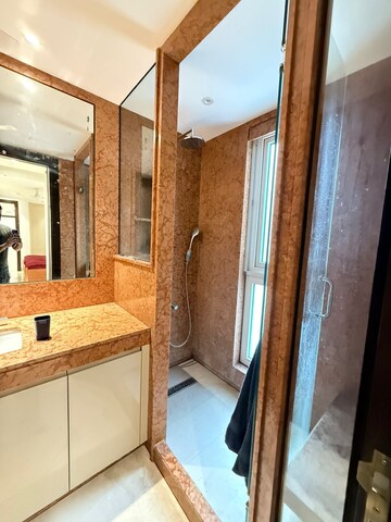 Building Lobby in 4 BHK Builder Floor at Hauz Khas Enclave – for Rent