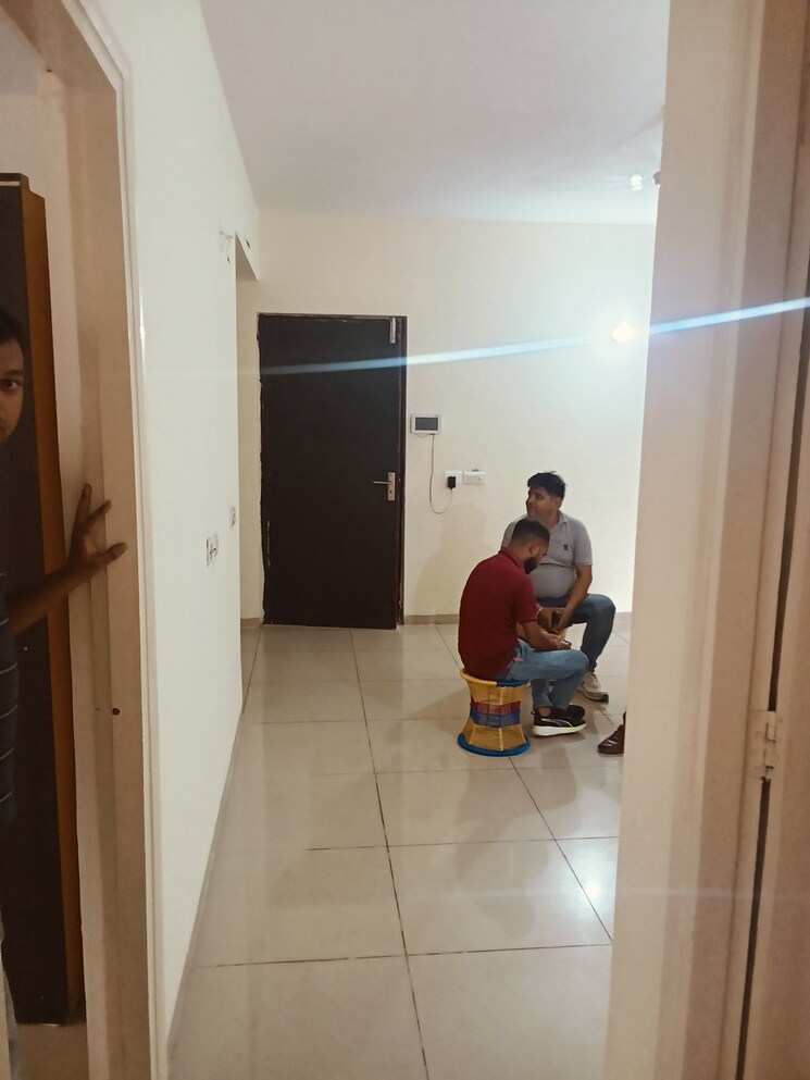 Bathroom, wave-dream-homes 2 Bedroom 808 Sq.Ft. Apartment In Wave City Ghaziabad 8949666