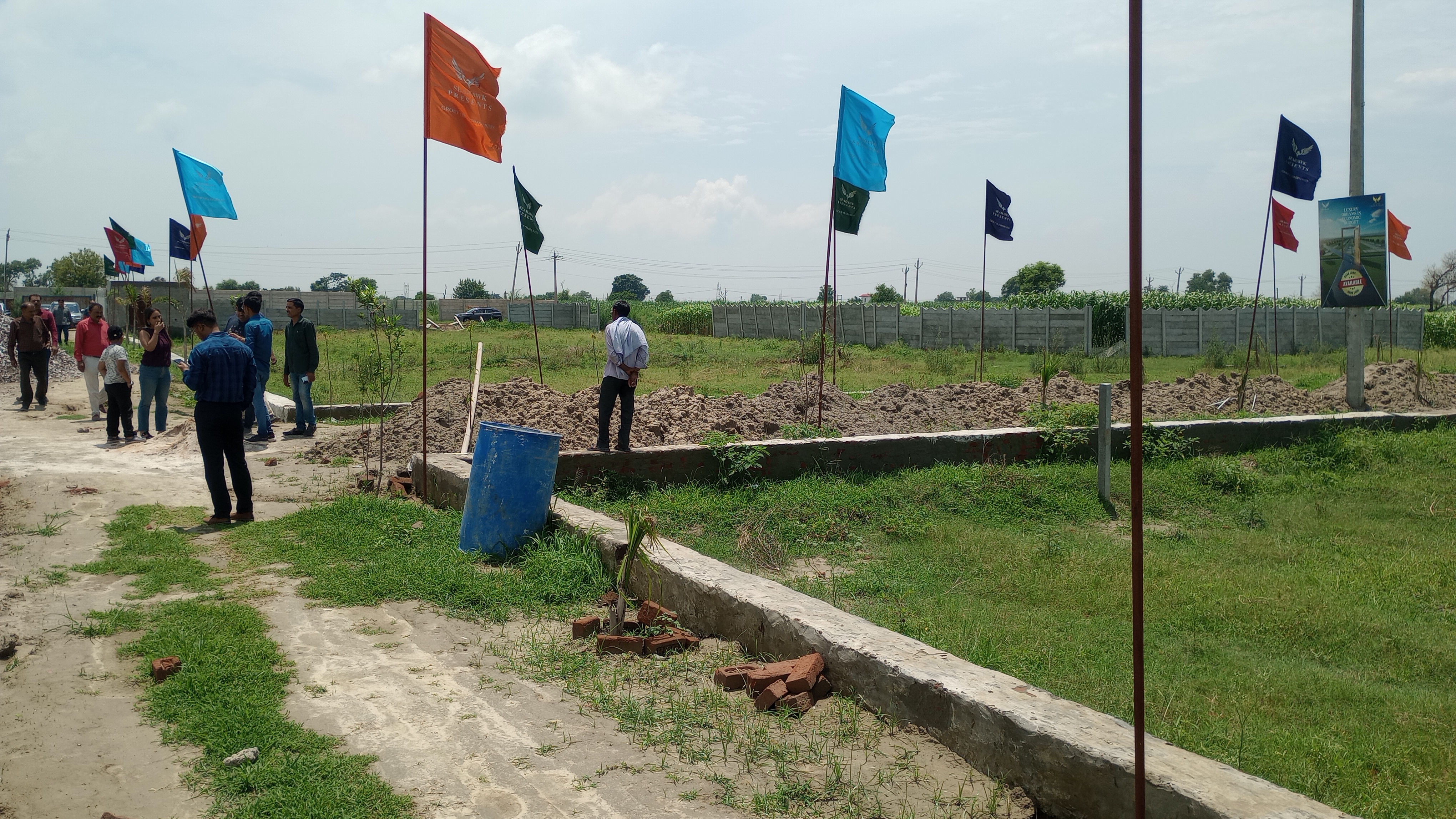 Plot For Sale in Meerut Road