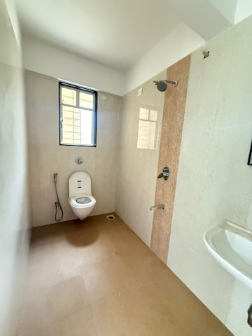 Room in 2 BHK Apartment at Nyati Equatorial II, Bavdhan – for Rent