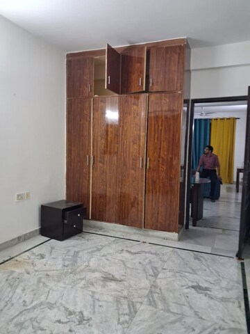 Living Room in 3 BHK Apartment at Shri Banke Vihari, Sector 56 – for Rent