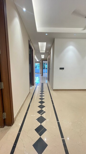 Building Lobby in 4 BHK Builder Floor at Panchsheel Park – for Rent