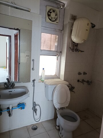 2 BHK Apartment For Rent in Ansal Sushant Apartments, Sushant Lok I