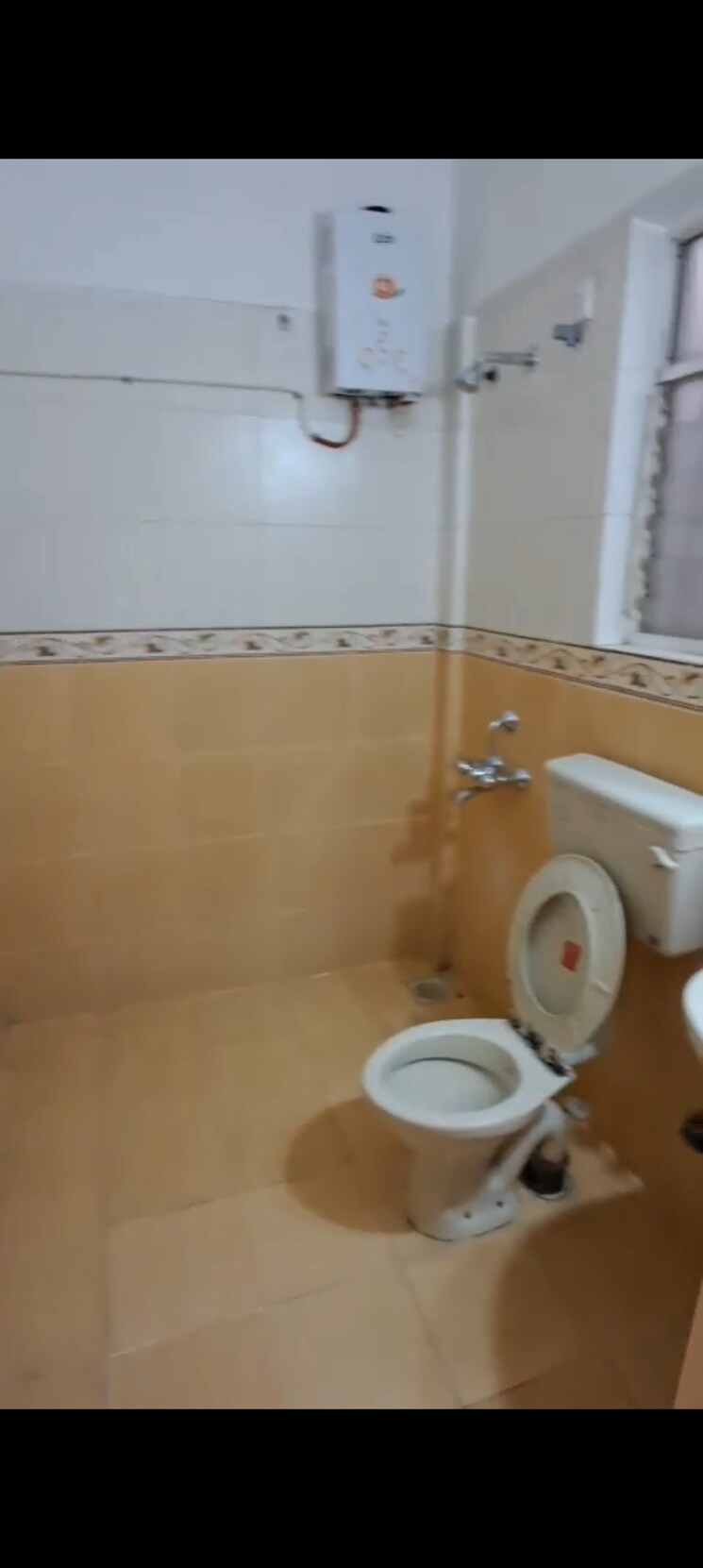 Bathroom, hari-ganga 3.5 Bedroom 1400 Sq.Ft. Apartment In Yerawada Pune 8949706