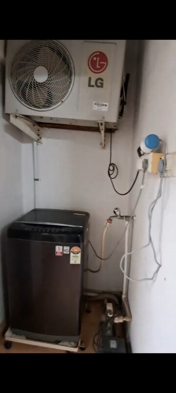 Master Bedroom in 3.5 BHK Apartment at Hari Ganga, Yerawada – for Rent