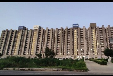 2 BHK Apartment For Sale in Conscient Habitat, Sector 99a