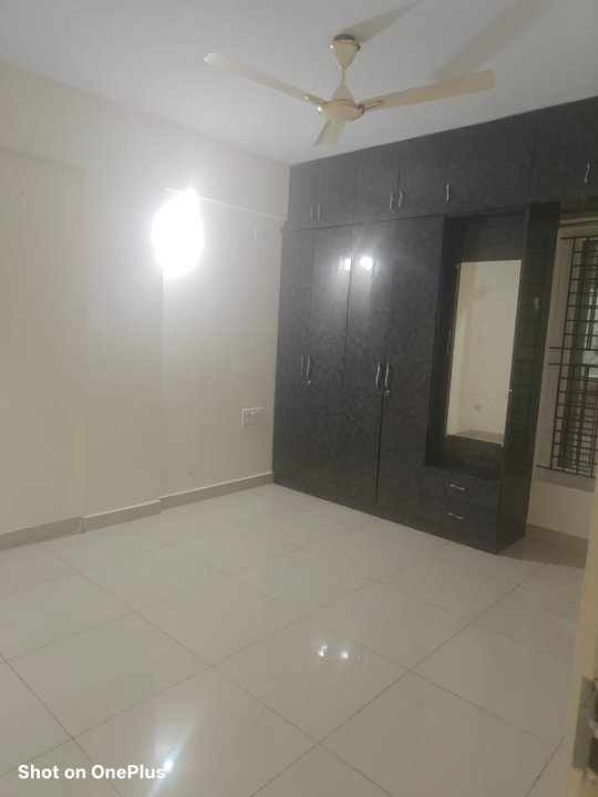 3 BHK + Pooja Room Apartment For Rent in MC Sarovar