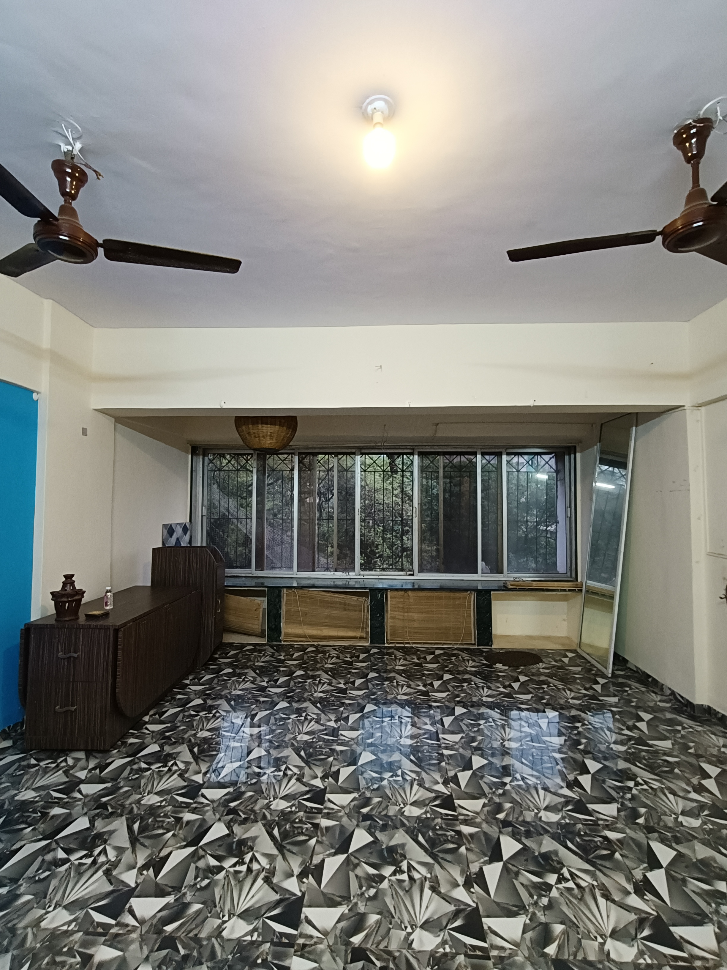 2 BHK 700 Sq.Ft. Apartment in Mangal Orchid Chs