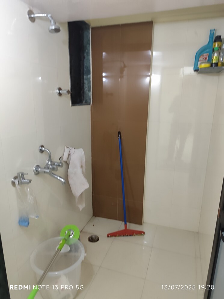 Bathroom, bhakti-park-anand-nagar 1 Bedroom 583 Sq.Ft. Apartment In Anand Nagar Thane 8949782