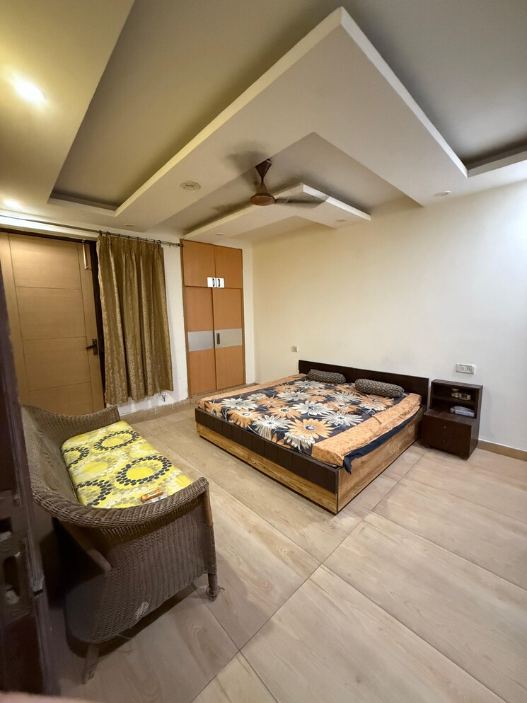 Bedroom, green fields colony 4 Bedroom 3050 Sq.Ft. Builder Floor In Green Fields Colony Faridabad 8949811