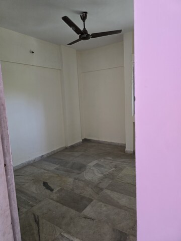 Room in 2 BHK Apartment at Sahayog Complex, Manpada – for Rent
