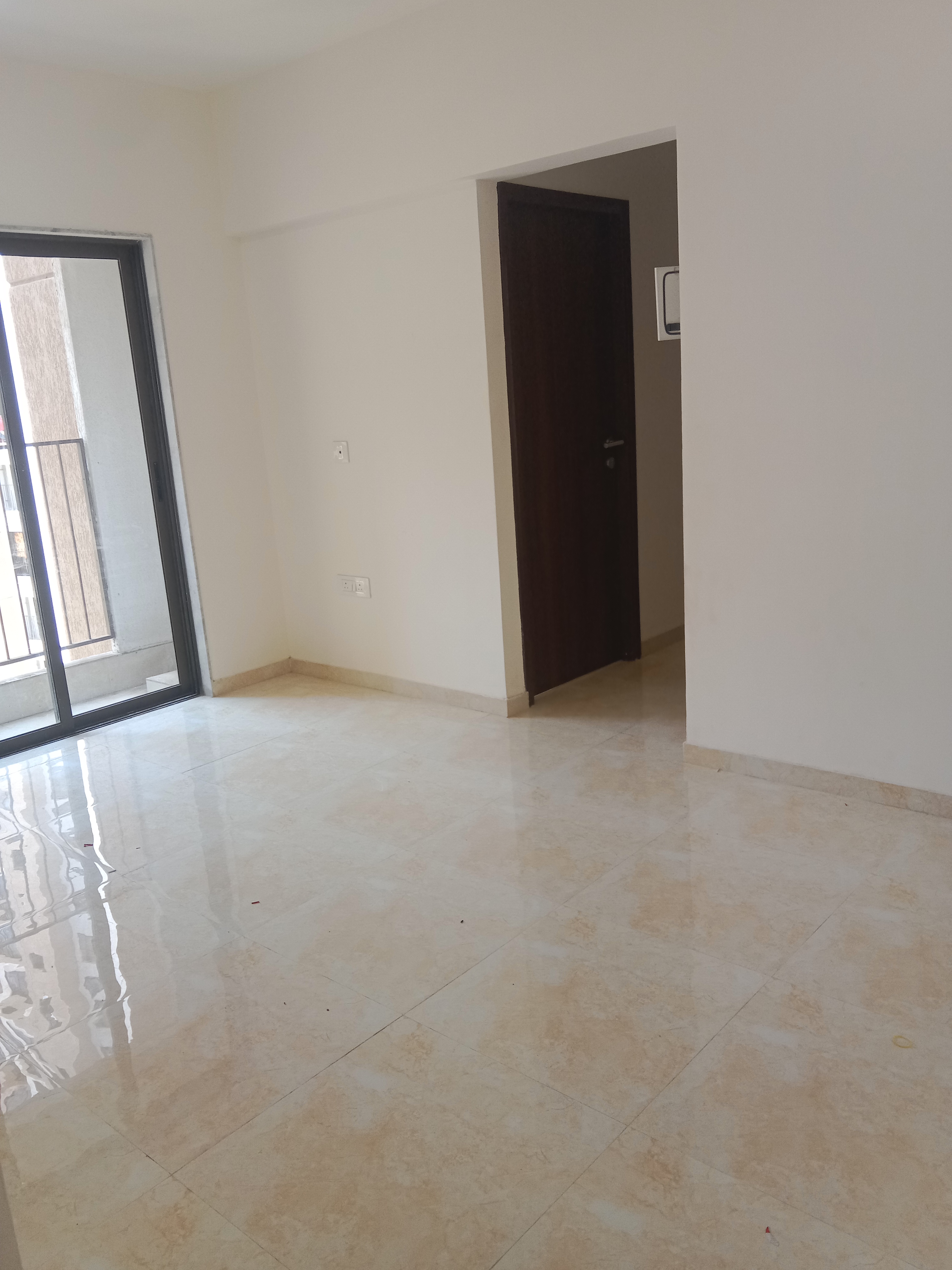 2 BHK Apartment For Rent in Sunteck Maxxworld