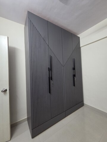Master Bedroom in 1 BHK Apartment at Mahape – for Rent
