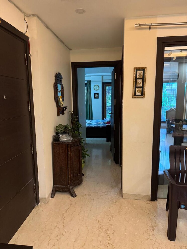 undefined, east of kailash 4 Bedroom 2700 Sq.Ft. Builder Floor In East Of Kailash Delhi 8949849