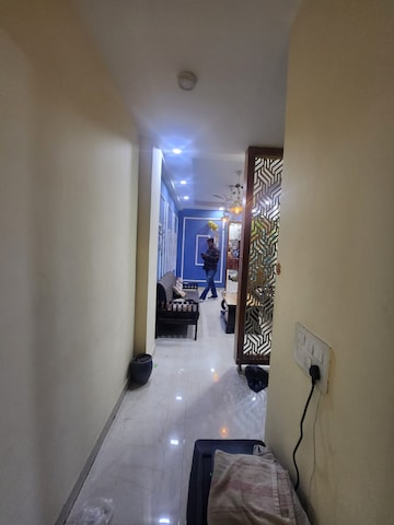 Living Room in 2 BHK Builder Floor at Palm Residency Chhatarpur, Chattarpur – for Rent