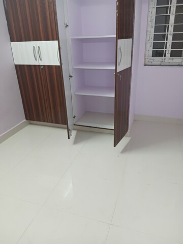 Furnished Amenities in 2 BHK Apartment at Khajaguda – for Rent