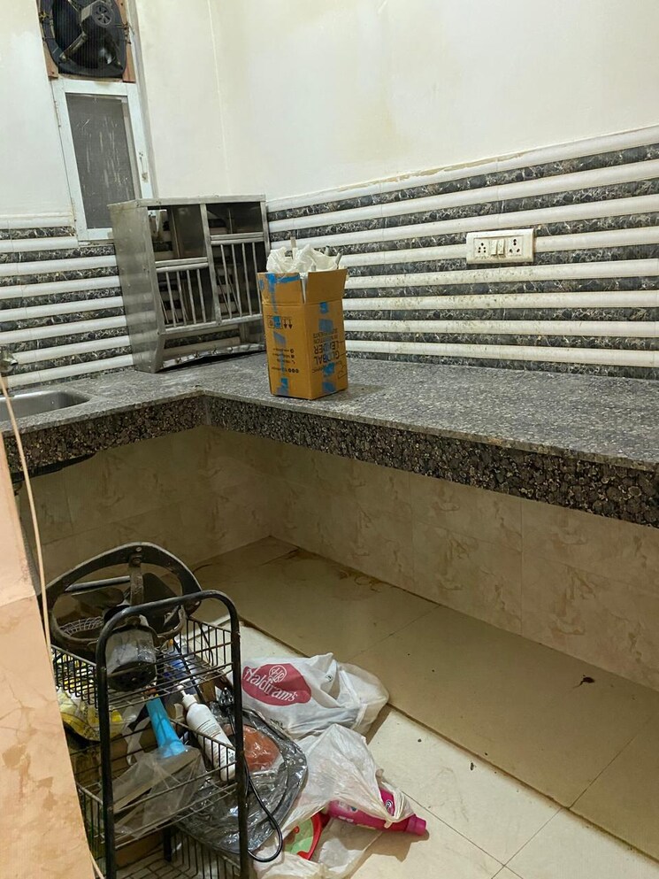 Exterior View, mayur vihar 2.5 Bedroom 550 Sq.Ft. Builder Floor In Mayur Vihar Delhi 8949870