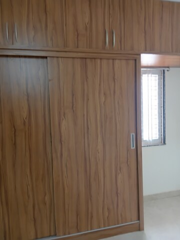 Room in 3 BHK Apartment at Manikonda – for Rent