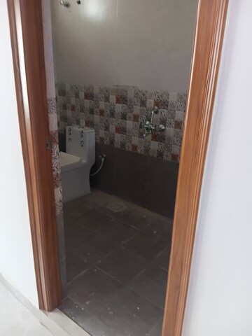 Furnished Amenities in 3 BHK Apartment at Manikonda – for Rent