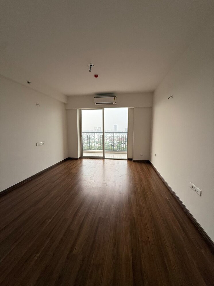 Room, godrej-woods 3 Bedroom 2088 Sq.Ft. Apartment In Sector 43 Noida 8949897