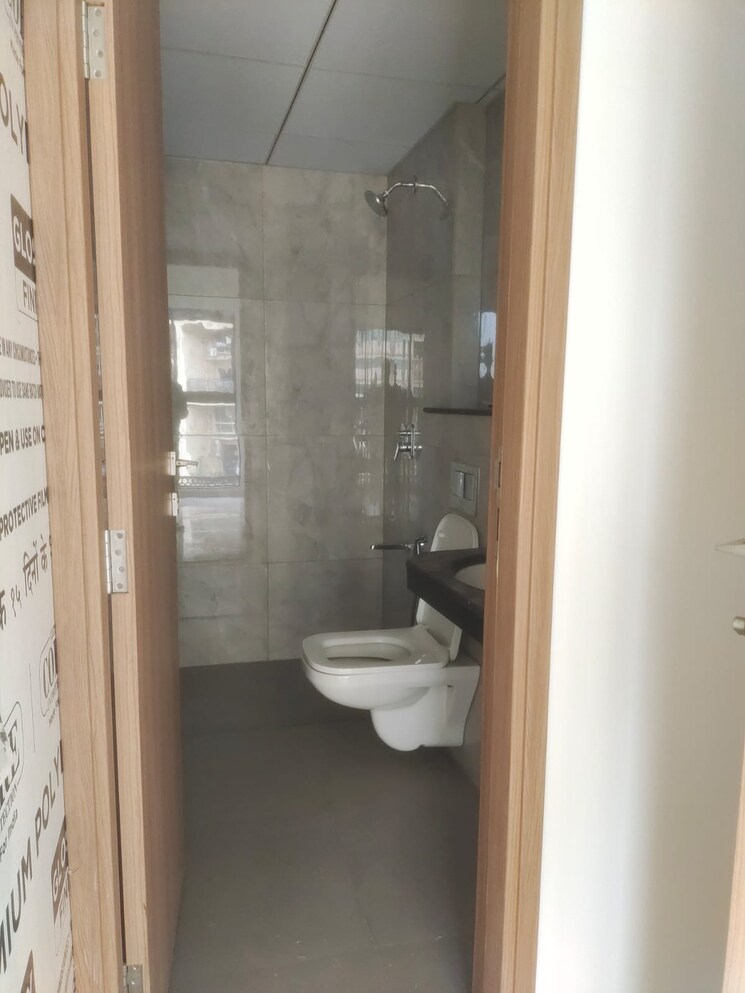 Bathroom, godrej-urban-park 3 Bedroom 1008 Sq.Ft. Apartment In Chandivali Mumbai 8949921