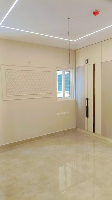 Room in 3 BHK Apartment at Candeur 40, Miyapur – for Rent