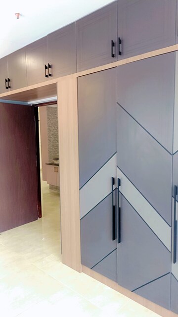 Room in 3 BHK Apartment at Candeur 40, Miyapur – for Rent