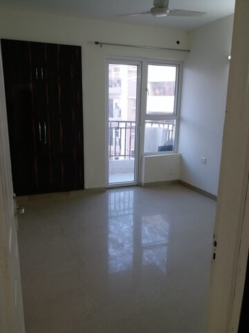 Master Bedroom in 3 BHK Apartment at Mapsko Paradise, Sector 83 – for Rent