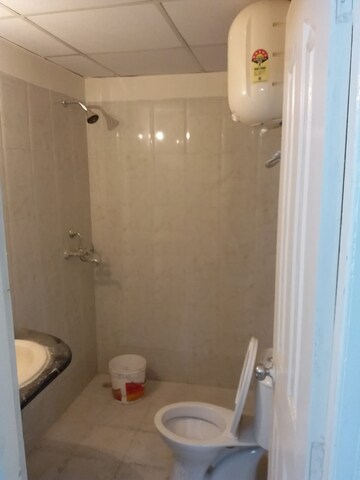 Master Bedroom in 3 BHK Apartment at Mapsko Paradise, Sector 83 – for Rent
