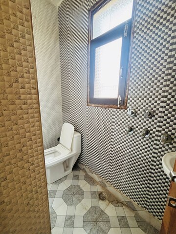 Bathroom in 2 BHK Builder Floor at Dwarka Mor – for Rent