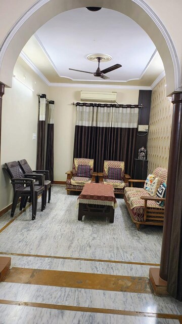 Living Room in 2 BHK Independent House at Jankipuram – for Rent