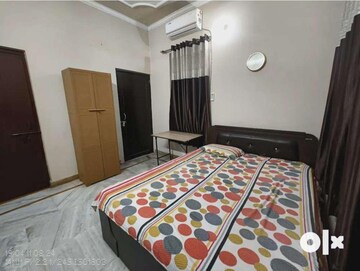 Bedroom in 2.5 BHK Independent House at Jankipuram – for Rent