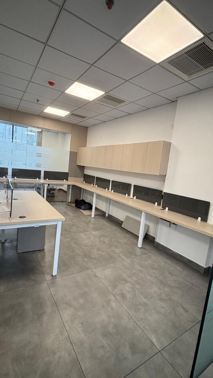 Team Area, urbtech-trade-centre Commercial Office Space 1600 Sq.Ft. In Sector 132 Noida 8949981