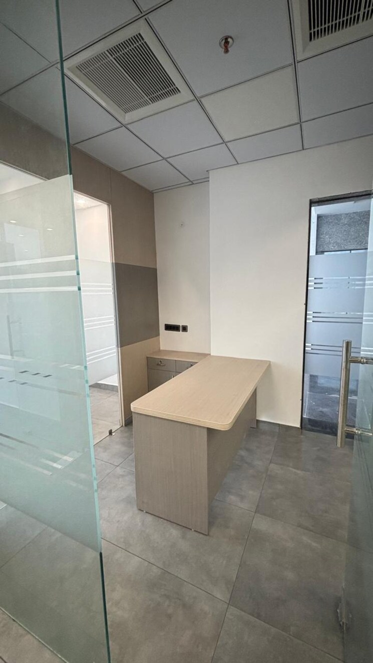 Team Area, urbtech-trade-centre Commercial Office Space 1600 Sq.Ft. In Sector 132 Noida 8949981