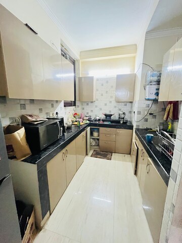 Kitchen in 2 BHK Builder Floor at Sector 40 – for Rent