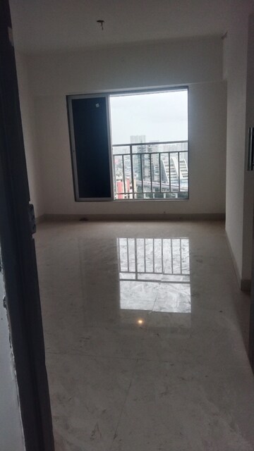 Room in 3 BHK Apartment at DGS Sheetal Tapovan, Malad East – for Rent