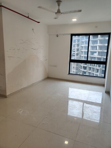 2 BHK Apartment For Rent in Sunteck Avenue 2, Goregaon West