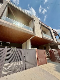 3.5 BHK + Pooja Room,Study Room Villa For Sale in Jagatpura