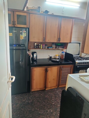 Furnished Amenities in 2 BHK Apartment at Ankur Building, Malad West – for Rent