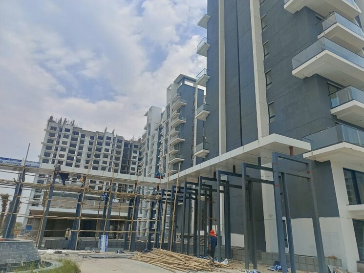Exterior View, one-oak-natura 3.5 Bedroom 2095 Sq.Ft. Apartment In Sushant Golf City Lucknow 8950032