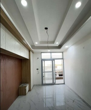 Room in 2 BHK Builder Floor at Sector 23 – for Sale