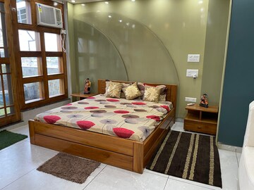 Bedroom in 1.5 BHK Apartment at Vrindavan Yojna – for Rent