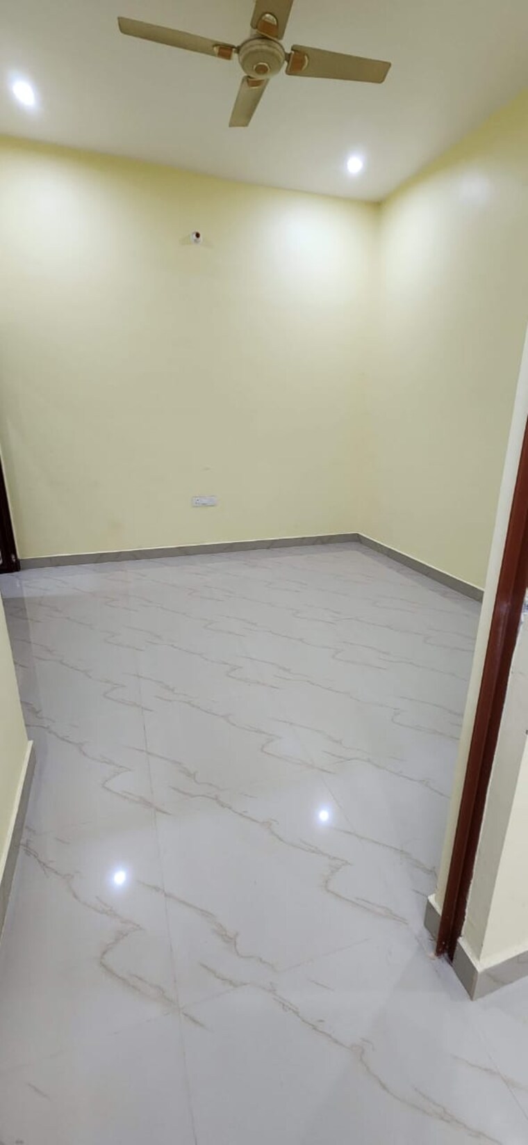 Room, gomti nagar 5 Bedroom 850 Sq.Ft. Independent House In Gomti Nagar Lucknow 8950069