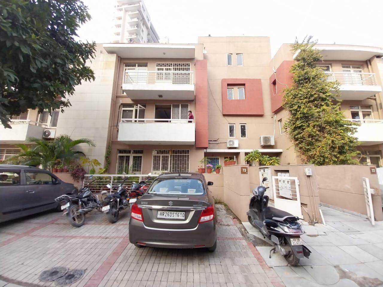 3 BHK Builder Floor For Rent in Unitech Woodstock Floors