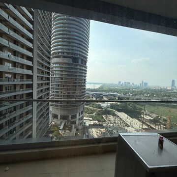 2 BHK Apartment – Exterior View View at Supertech Supernova Nova Residences, Sector 94 - for Rent