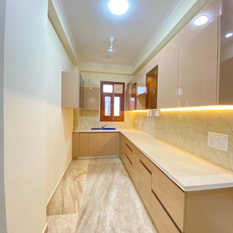 Kitchen, vasant kunj enclave 3 Bedroom 1000 Sq.Ft. Builder Floor In Vasant Kunj Enclave Delhi 8950083