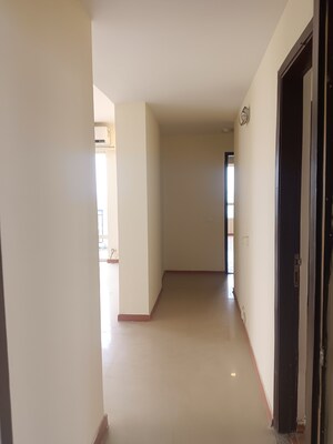Building Lobby in 3 BHK Apartment at Unitech The Close North, Sector 50 – for Rent