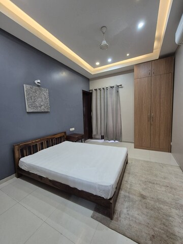 Bedroom in Studio Builder Floor at Sector 21 – for Rent