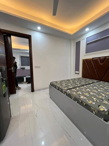 Bedroom in 1 BHK Builder Floor at Sector 21 – for Rent