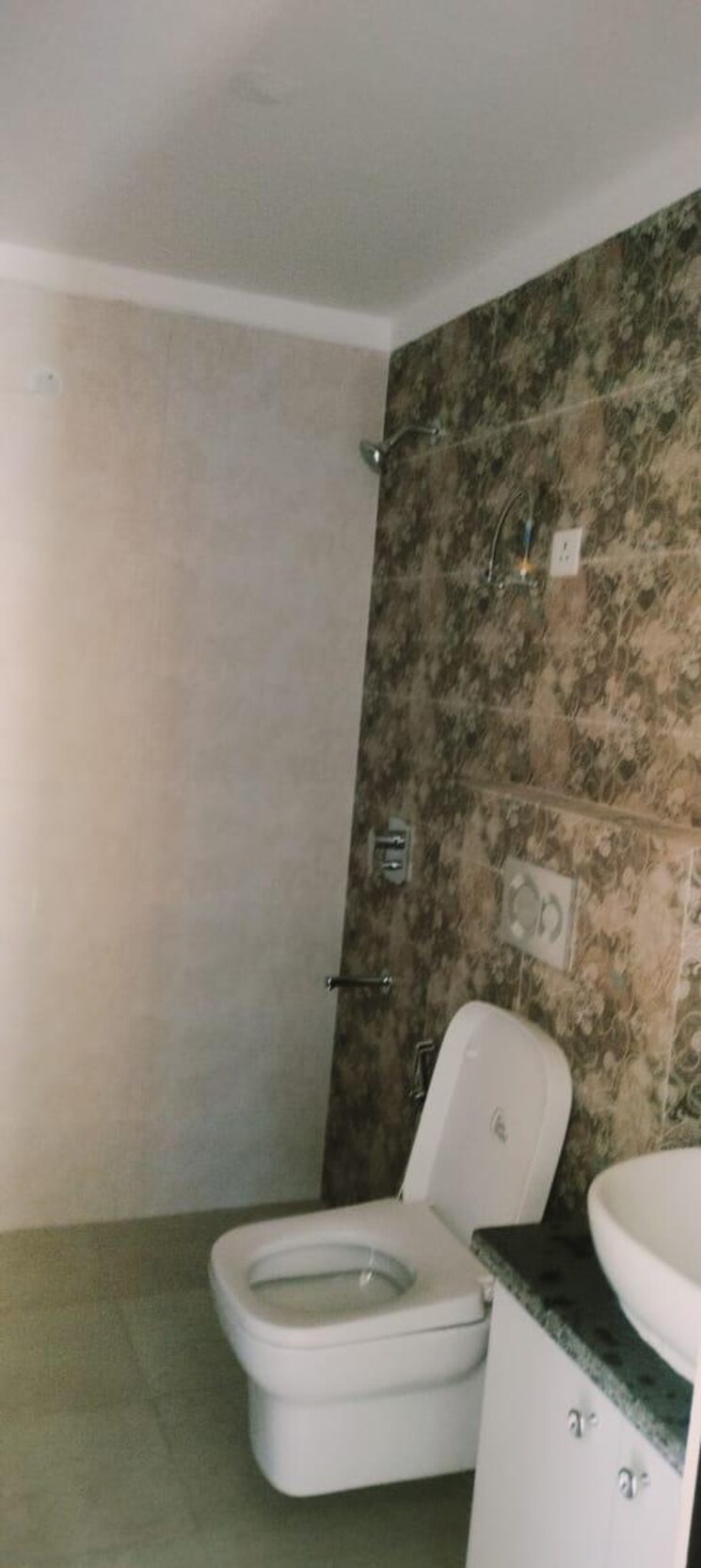 Master Bedroom, paradigm-business-hermitage-park 4 Bedroom 1945 Sq.Ft. Apartment In Dhakoli Zirakpur 8950119